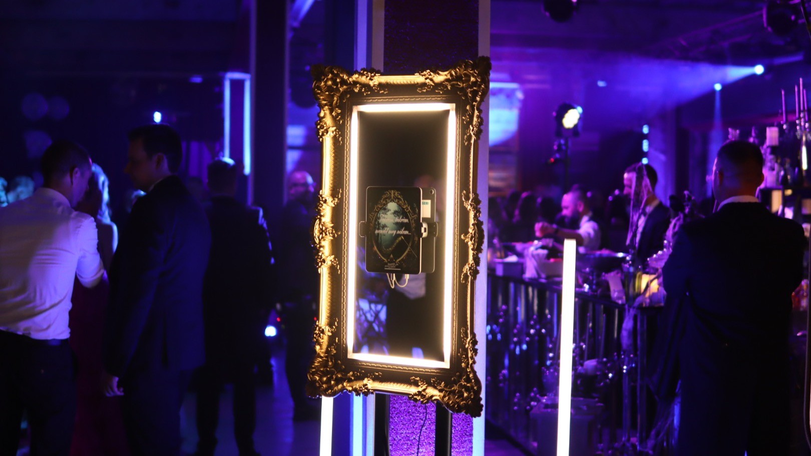Magic Mirror AI